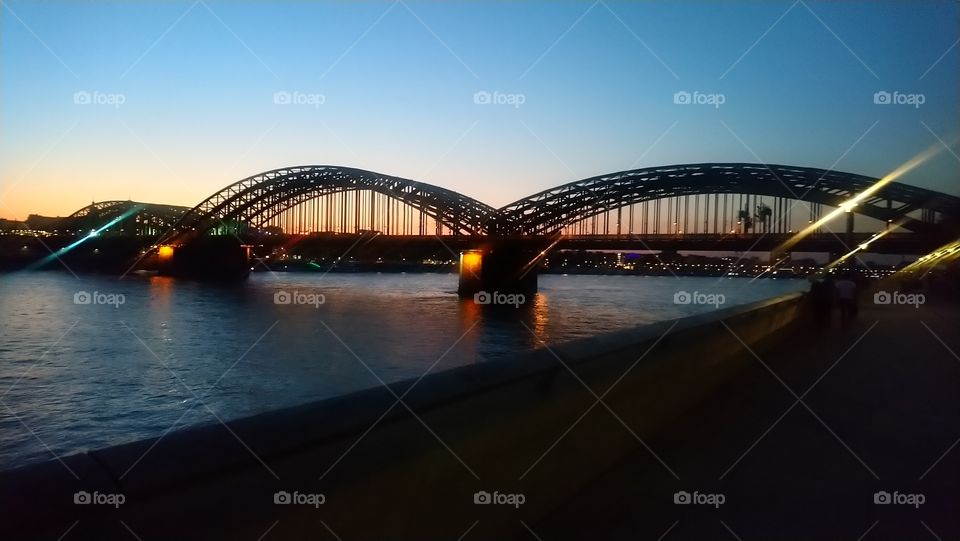 Bridge Colone (Brücke Köln)