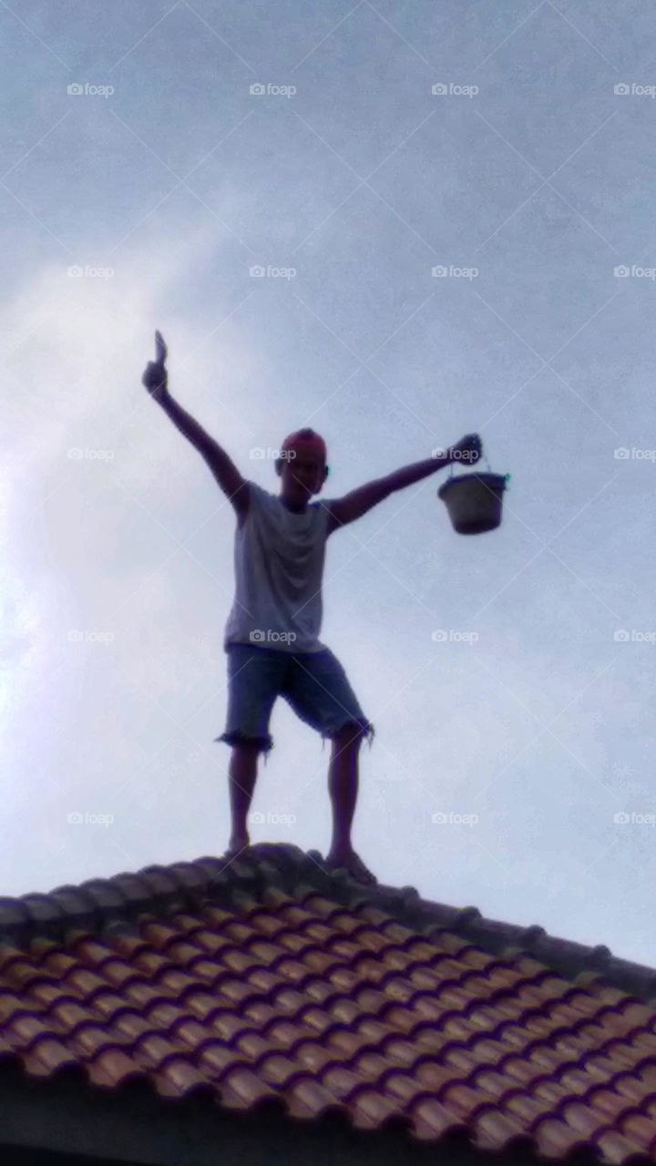 The person above is precarious