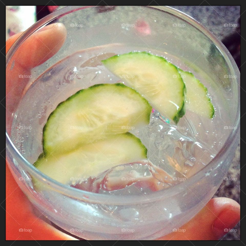 Hendricks gin and tonic with cucumber garnish