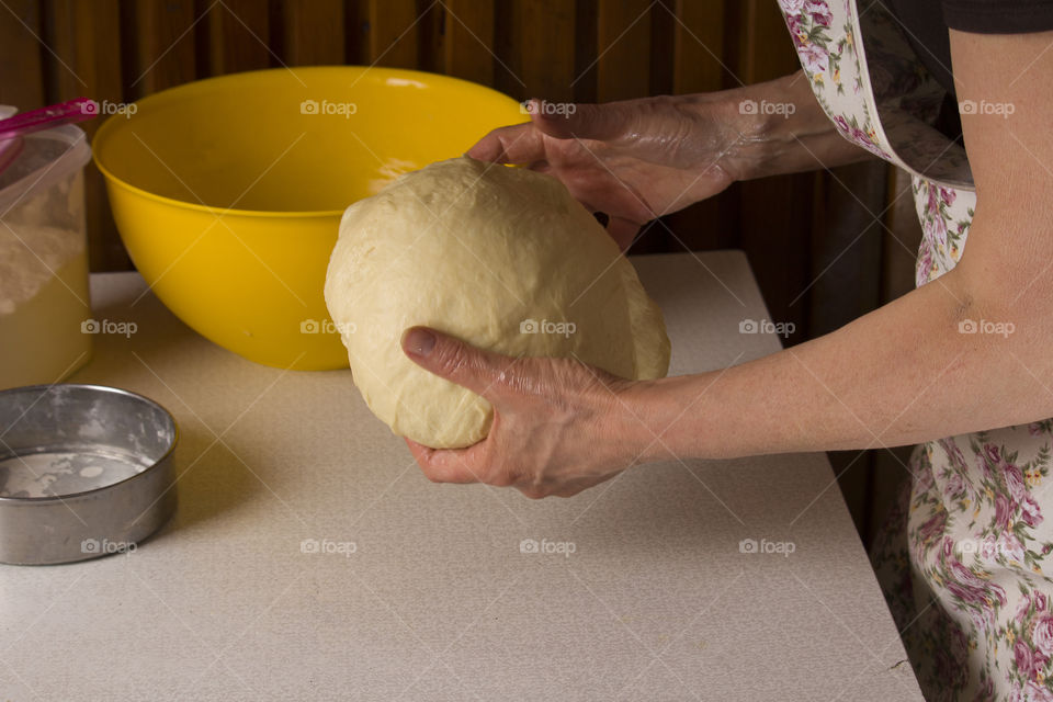 dough cooking process,  close up