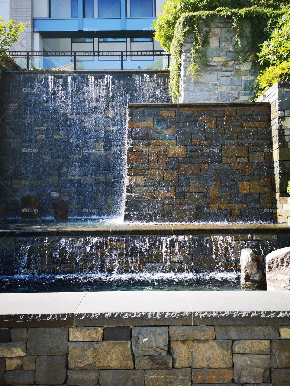 square and rectangular shapes in this fountain