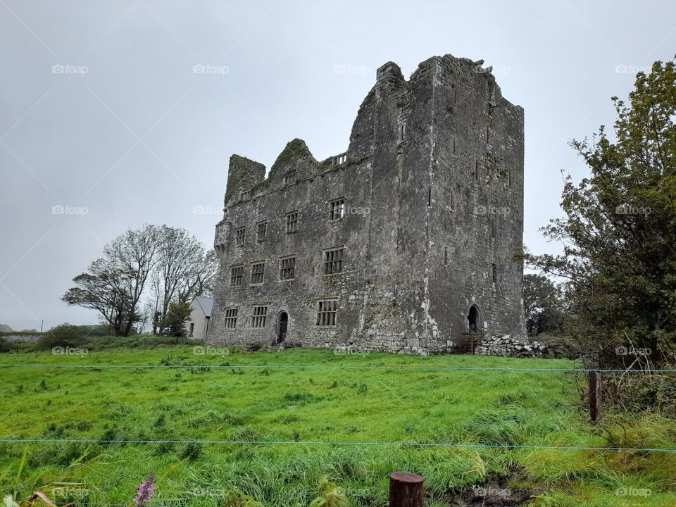 Irish Castle, ruins, stone buildings, Ireland