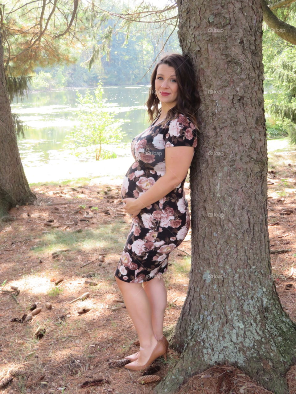 Pregnancy Photos outdoors 
