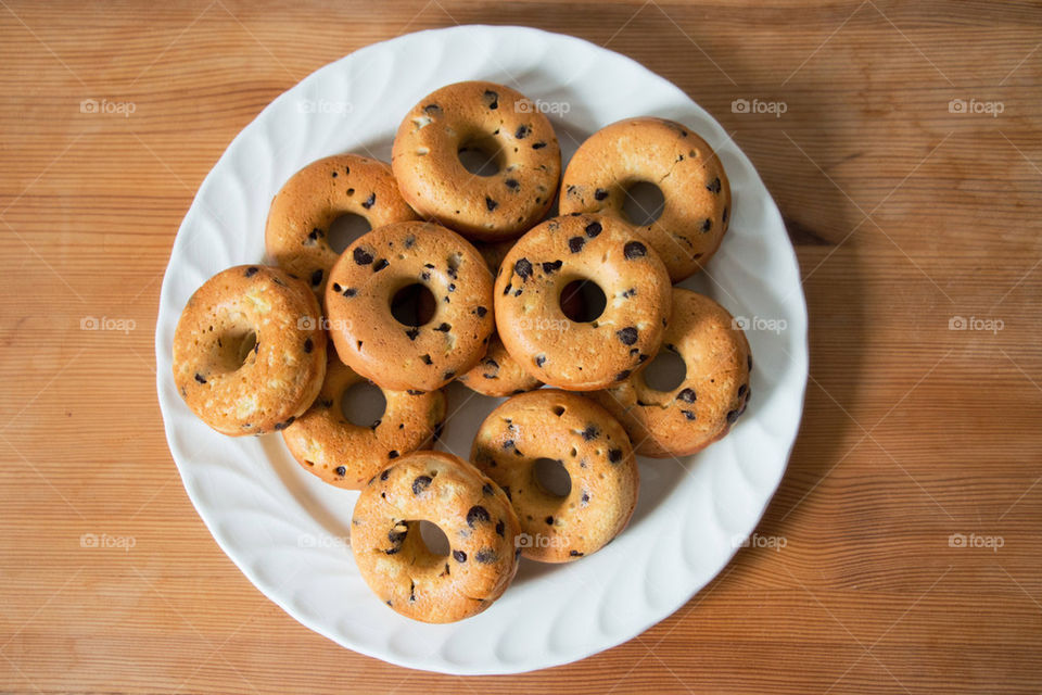 Chocolate chip banana donuts 