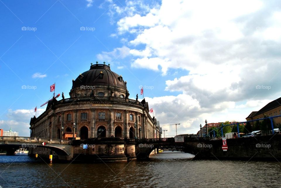 Museum Insel. A picture I took on a boat tour through museum island in Berlin.