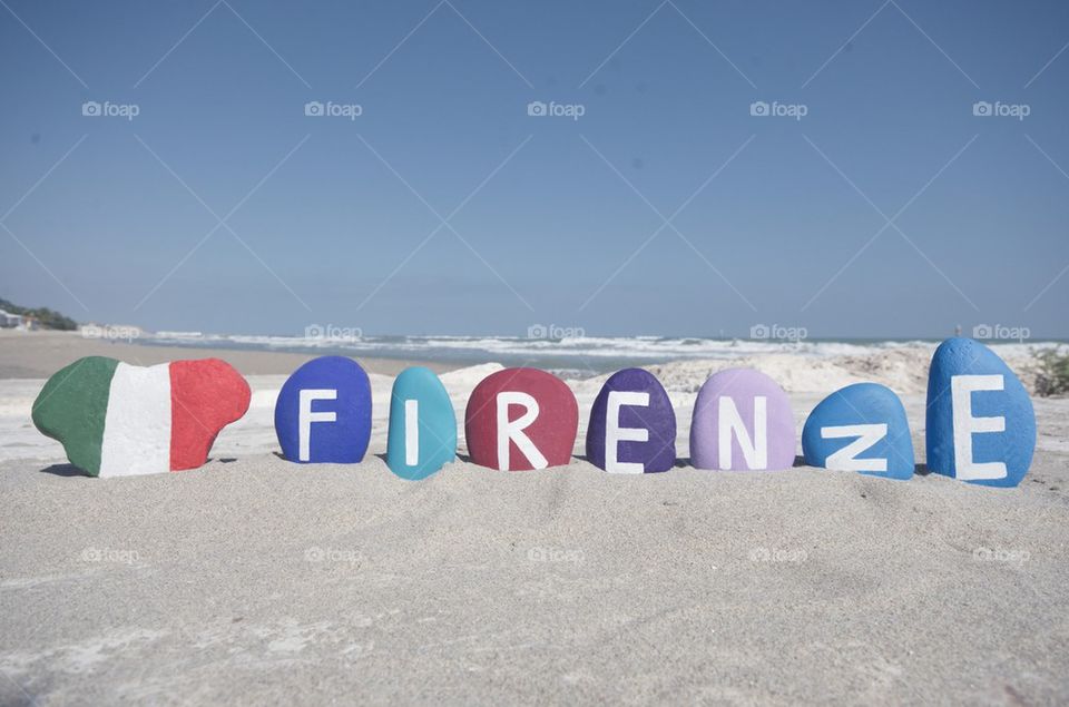 Firenze, souvenir on colourful stones