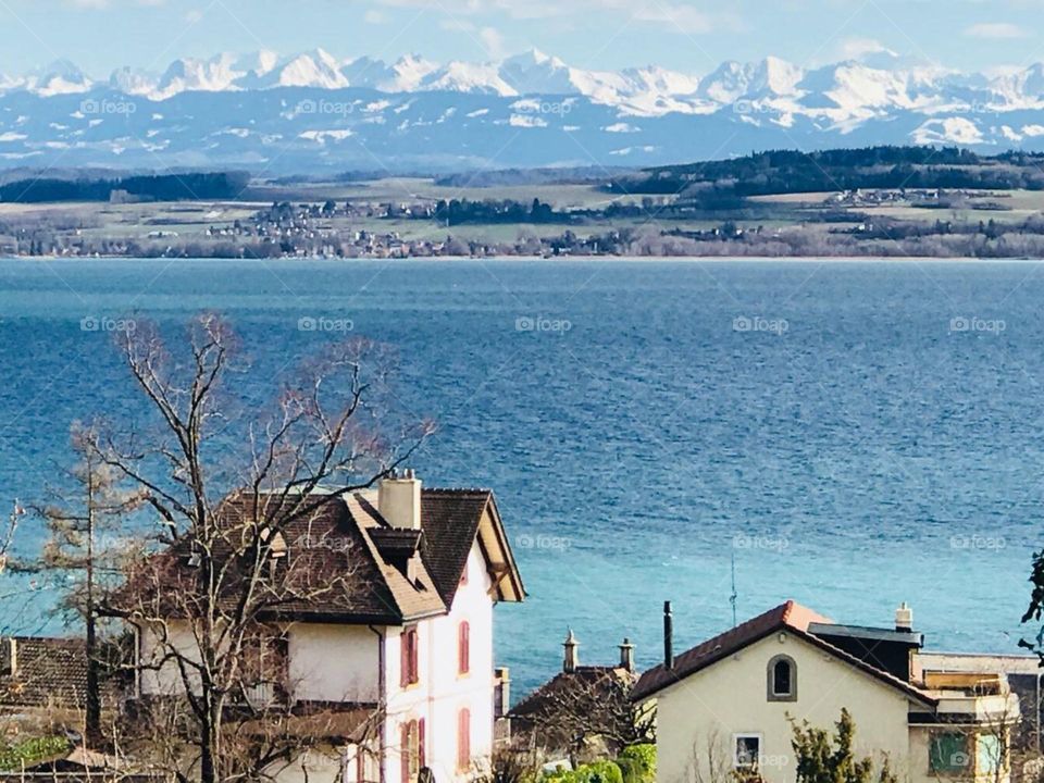 Neuchâtel Lake