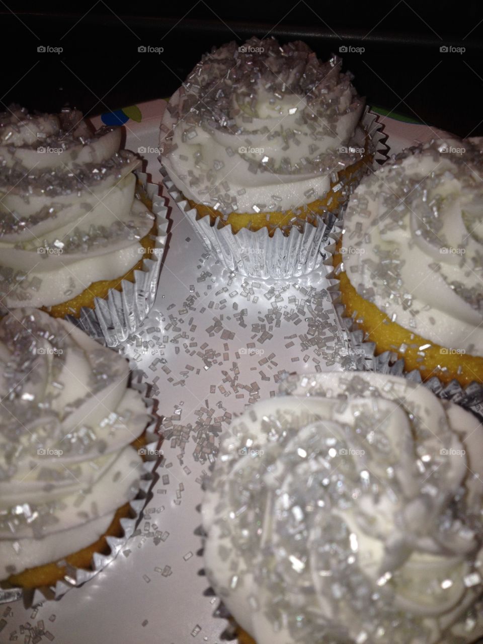 Silver glittery cupcakes 