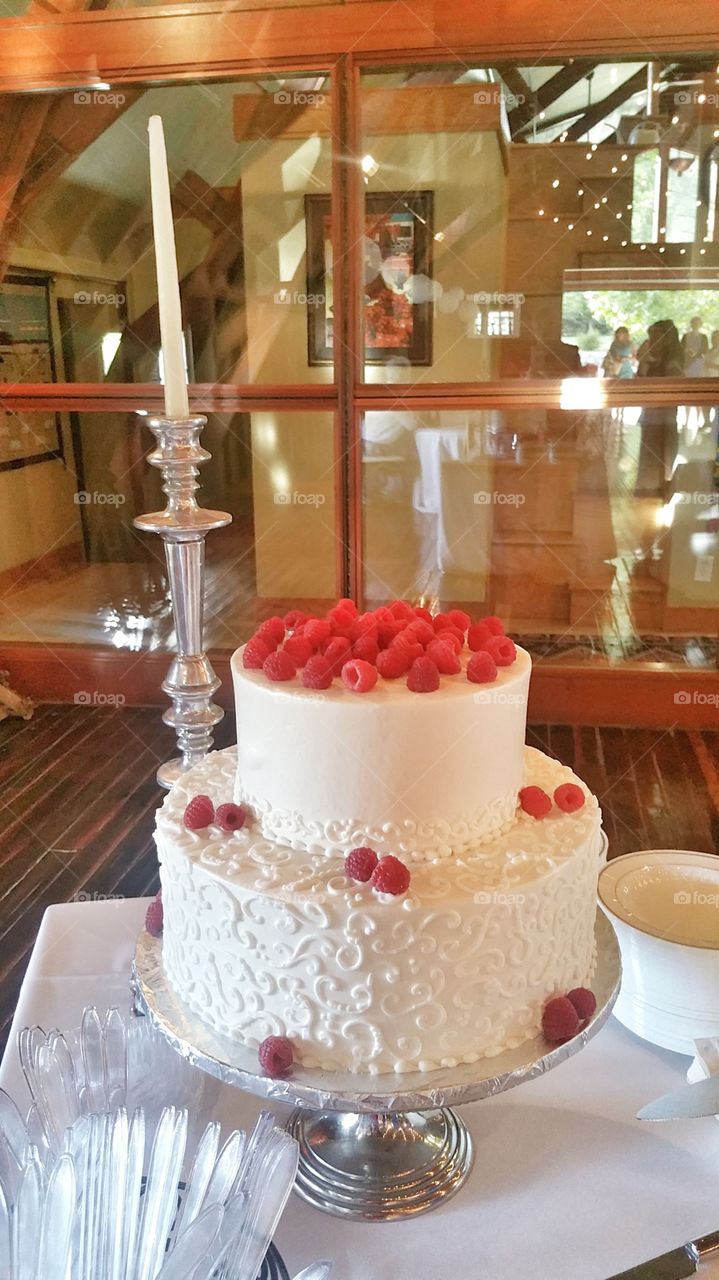 Wedding Cake with Raspberries!