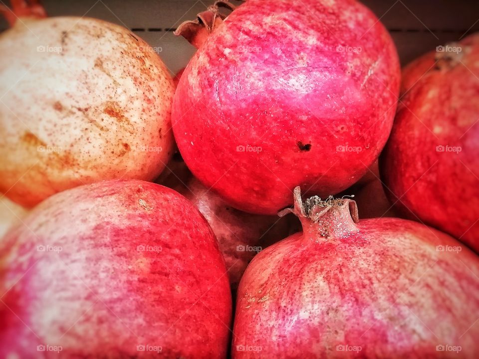 Reddi pomegranates😘