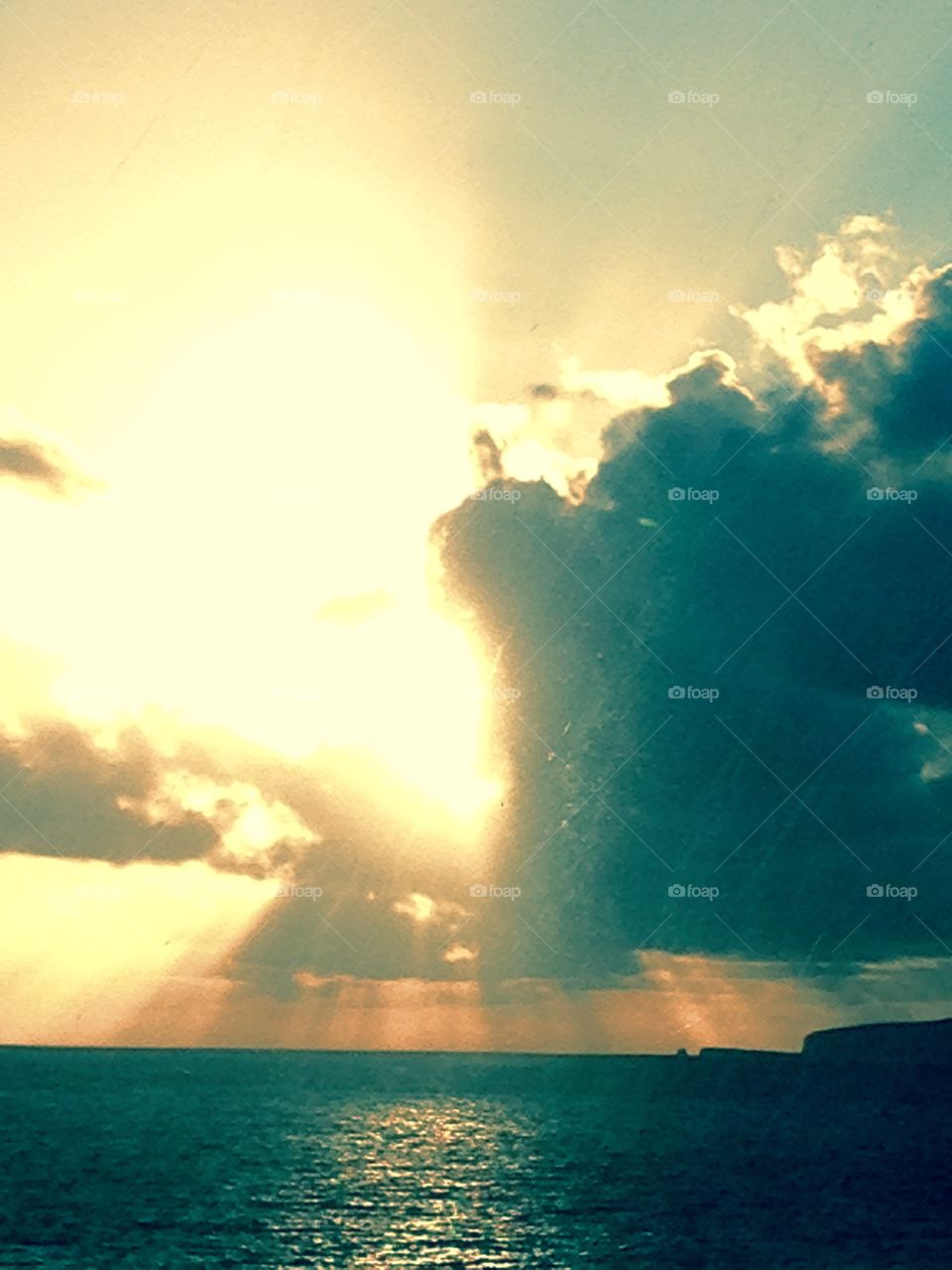 Sunrise. Early in the morning at sea heading for Lahaina 