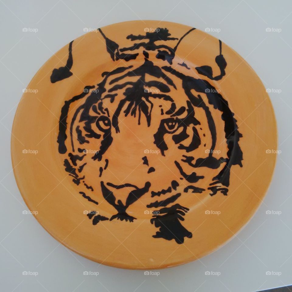 Tiger Plate