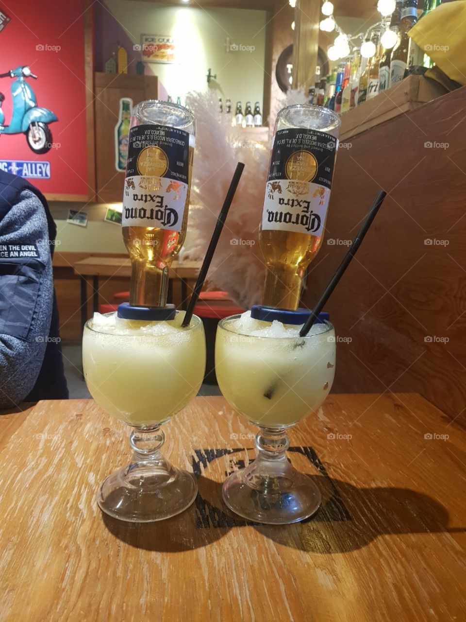 in bar
together again 
looking nice -》》》 evening