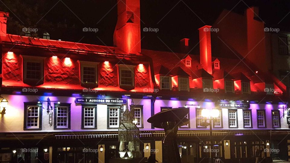 Old Quebec at night