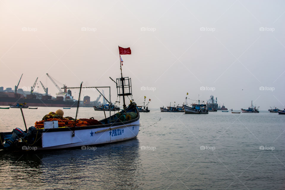 Boat waiting in the Ocean