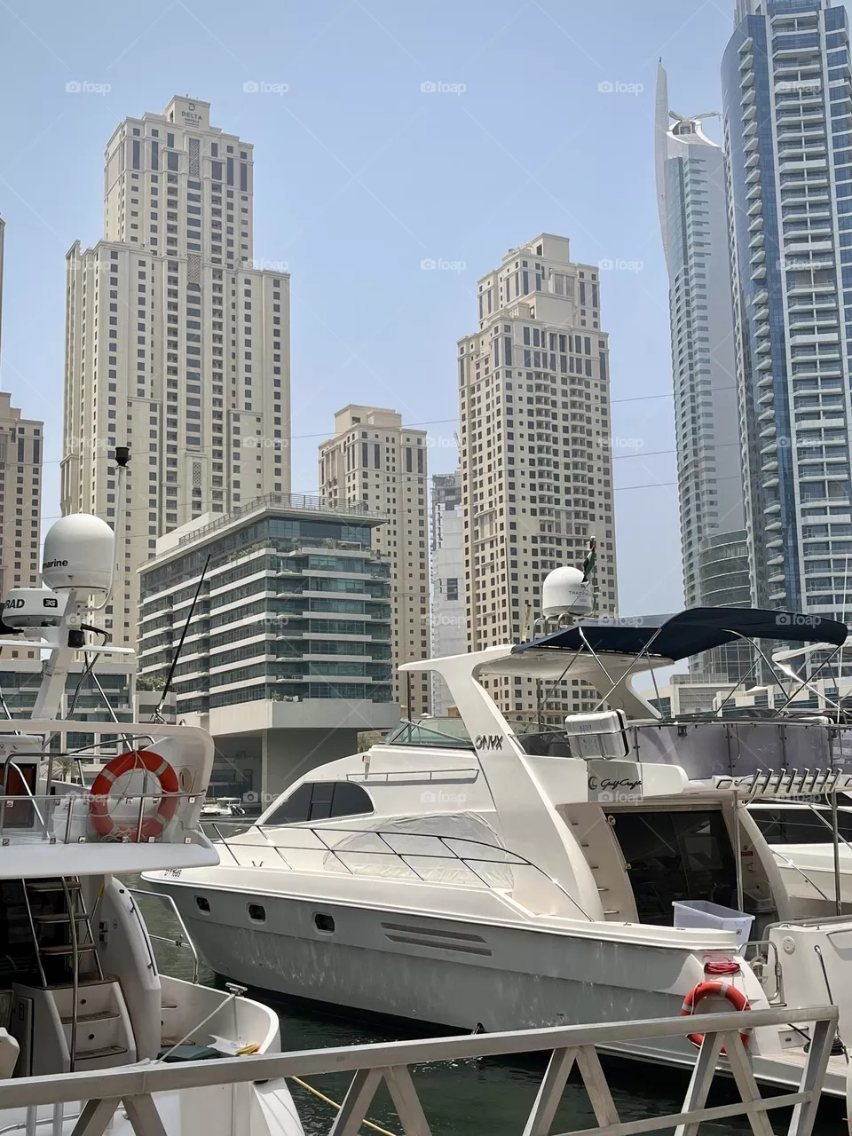 Dubai marina 