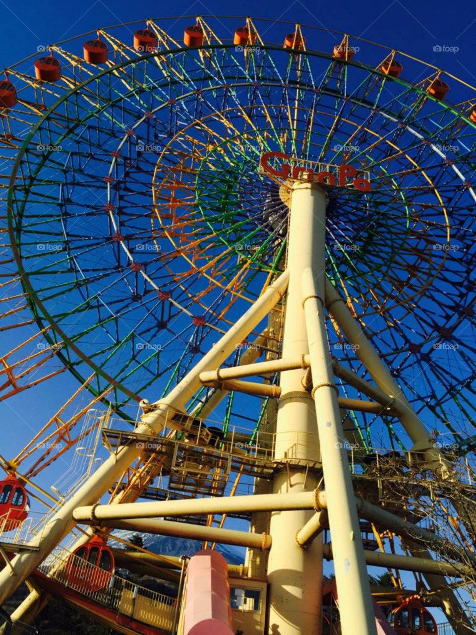 wonderful ferris wheel touch the sky