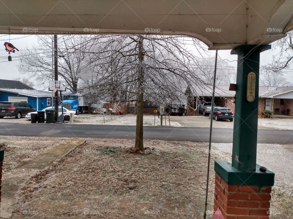 hey baby it's cold outside, we must have winter or there's no other seasons.