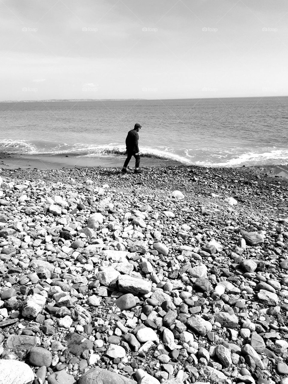 "O mar é uma religião da natureza."  (Fernando Pessoa);  
"O mar não é um obstáculo: é um caminho .; (Amyr Klink) 
"Homem livre, tu sempre gostarás do mar. (Charles Baudelaire).