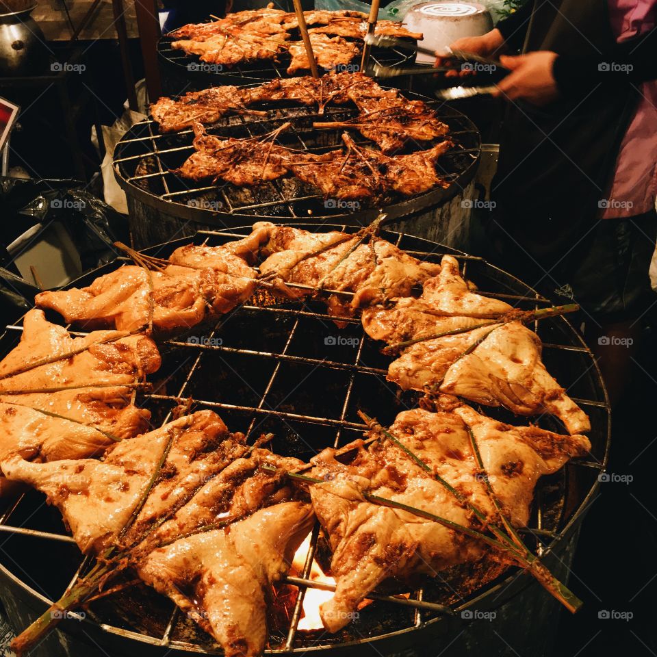 Asian Cuisine : Thai food - Grilled chickens 