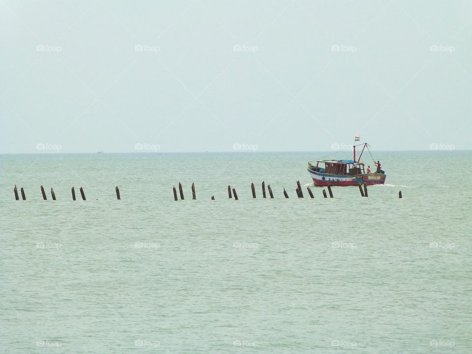 fishing boat bay of bengal