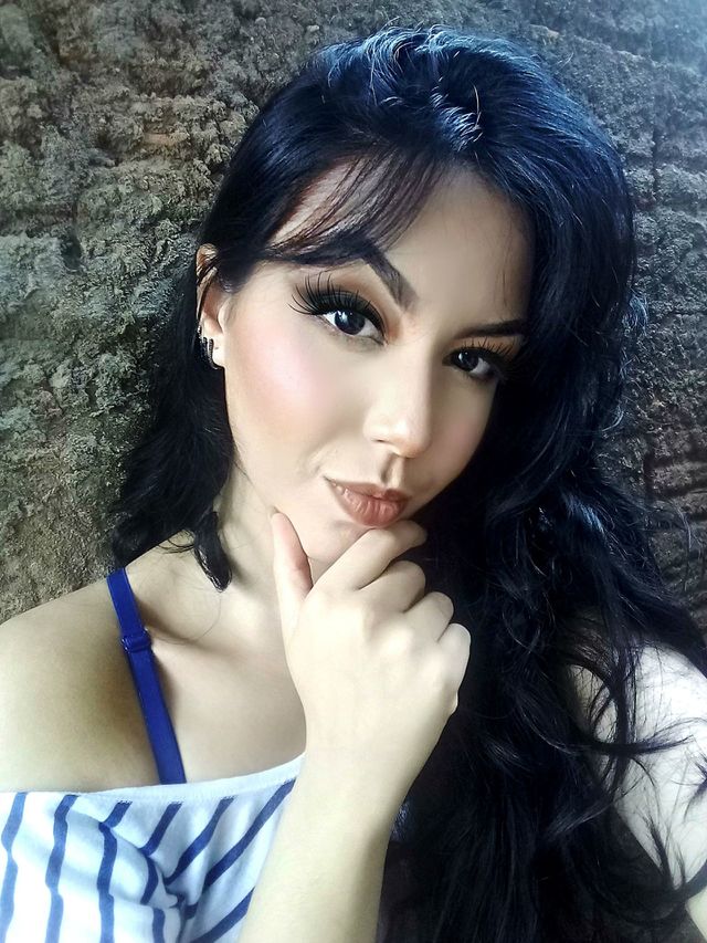Modelo Brasileira Palloma Gimenes
