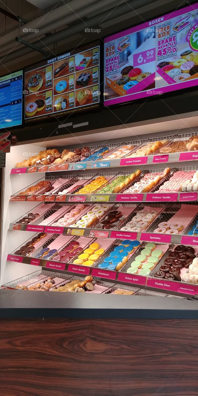 Dunkin Donuts in Berlin , Germany ❤ 2017 Coffee & Donuts