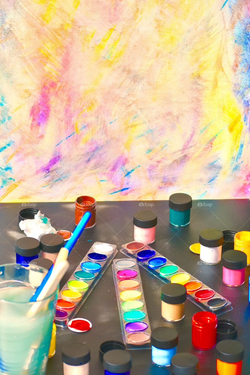 Poster colors on table