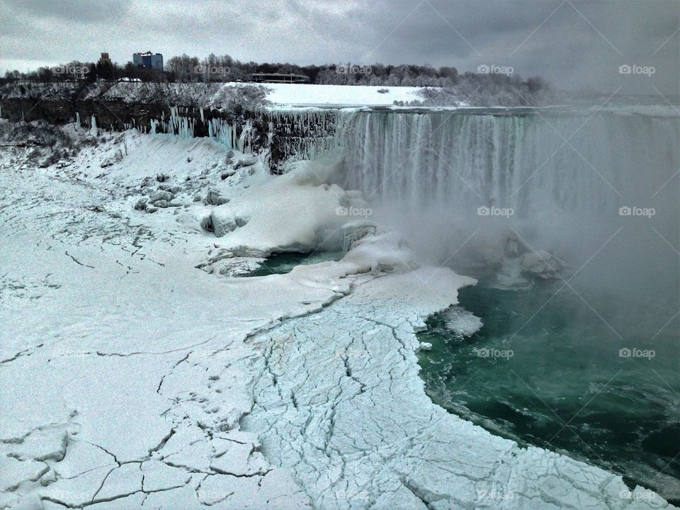 Over view of niagara falls