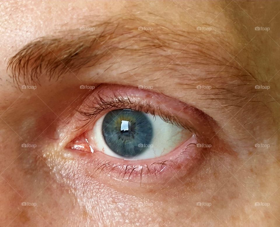 My man's eyes