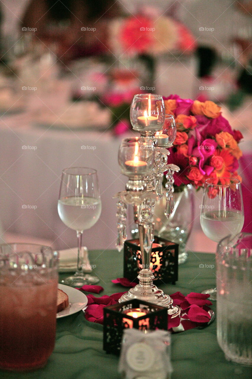 Setting the wedding table