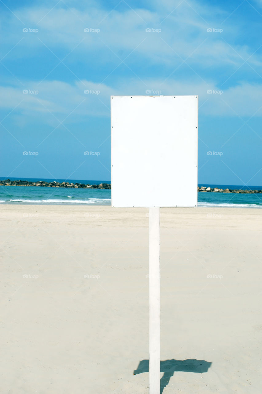beach advertising blue white by tertman