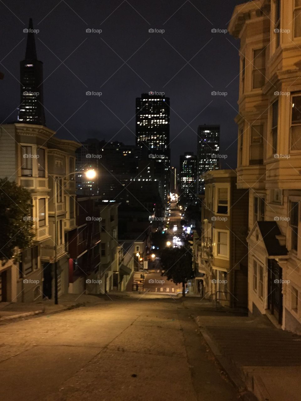Night in San Francisco . Enjoying a quiet night at the San Francisco hills 