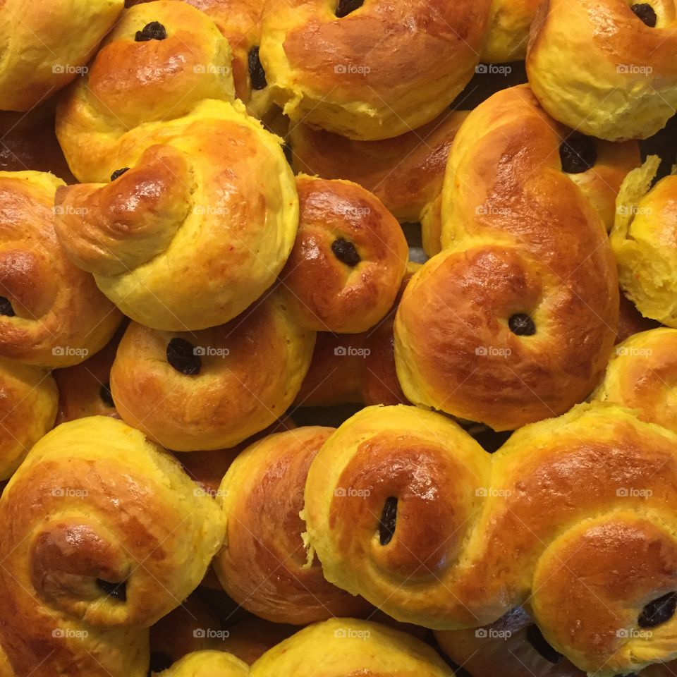 Saffron buns fullframe