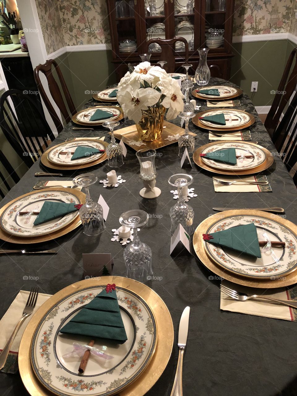 Christmas dinner table