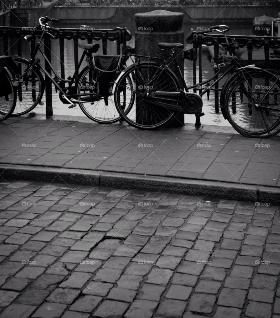 bridge amsterdam    holland black and white amsterdam by ponchokid
