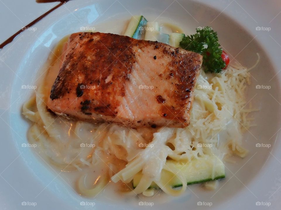 Salmon With Pasta