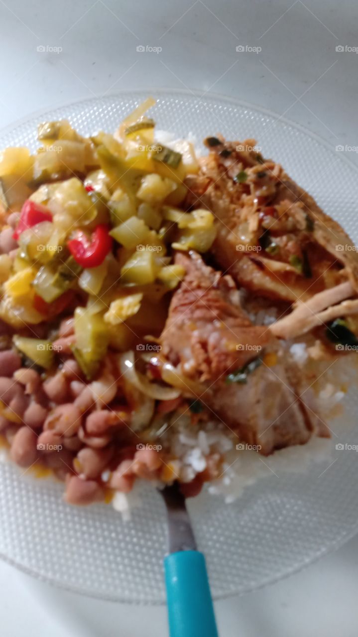 prato de comida saudável