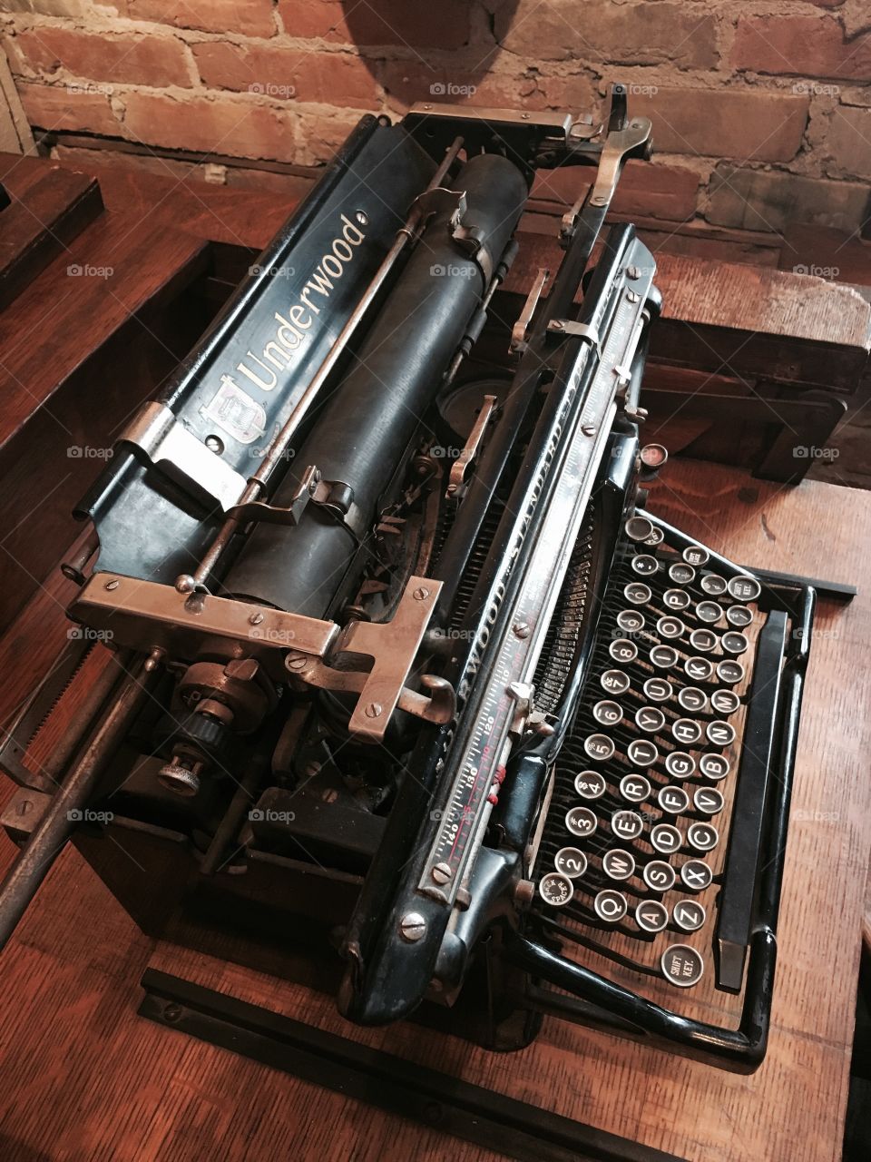 Old typewriter 