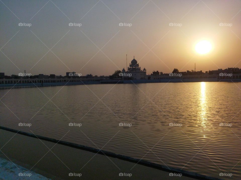 beautiful sunset vibes in guruduwara sahib