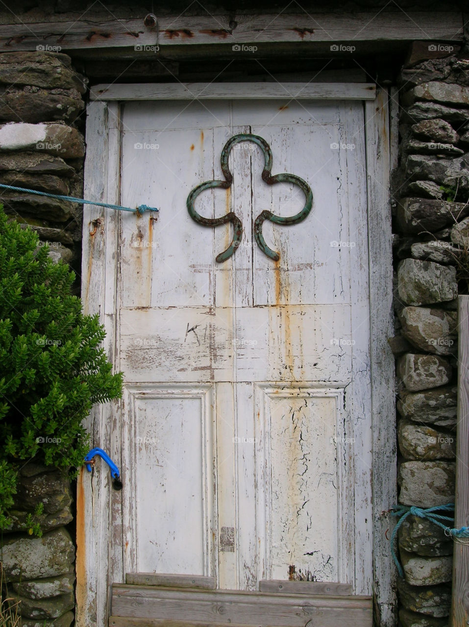 Doorway to the Past. Irish Welcome