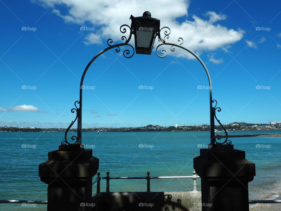 Archway to the sea 