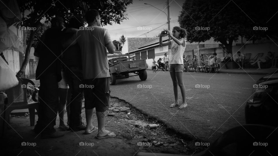 Alegrias,  divercões, fraternidade.