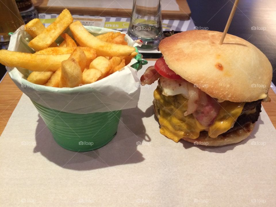 Biggest burger at this burger atop