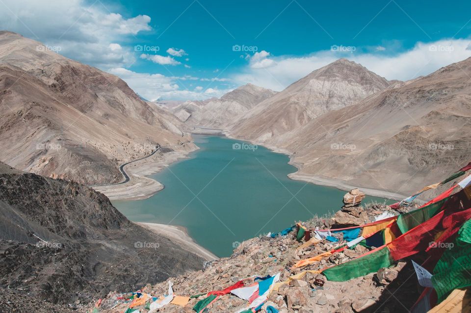 Tibetan desertic lake