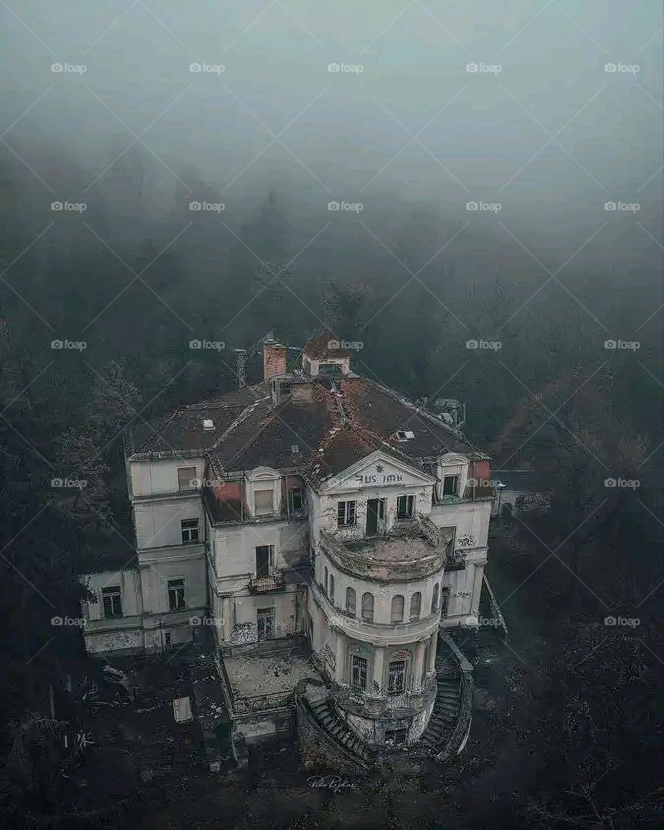 Glory be to God, the magnificent and picturesque view and the natural green trees are a view that is nothing more wonderful than it