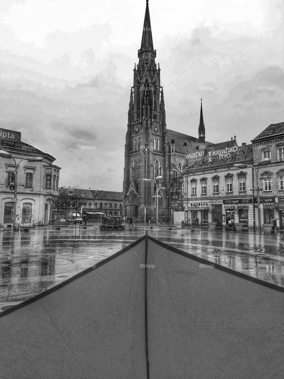 square, cathedral umbrella
