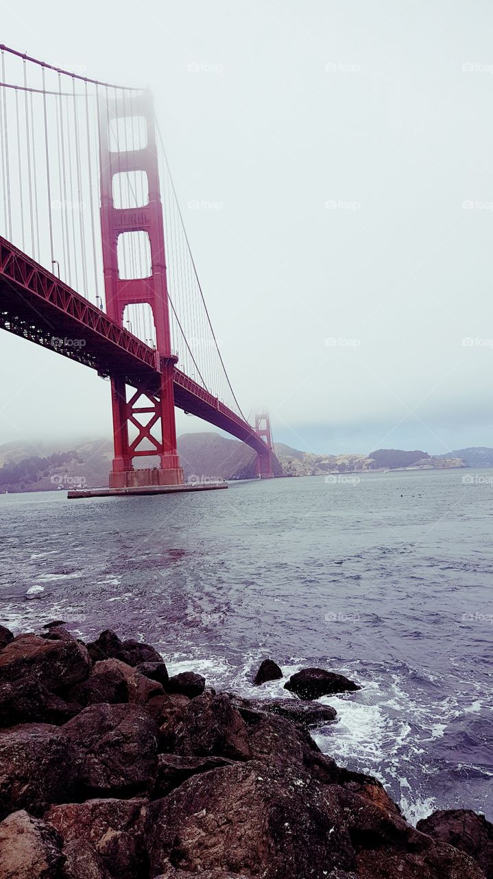 Golden Gate Bridge im Nebel in San Francisco