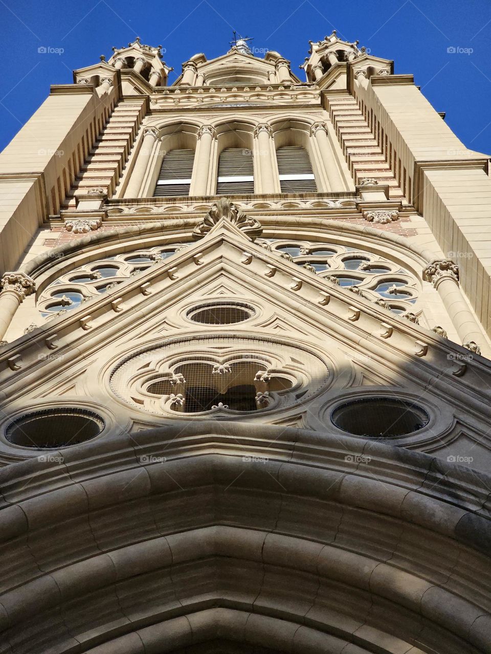 Visually striking details of the entrance of the Cathedral of San Isidro Labrador