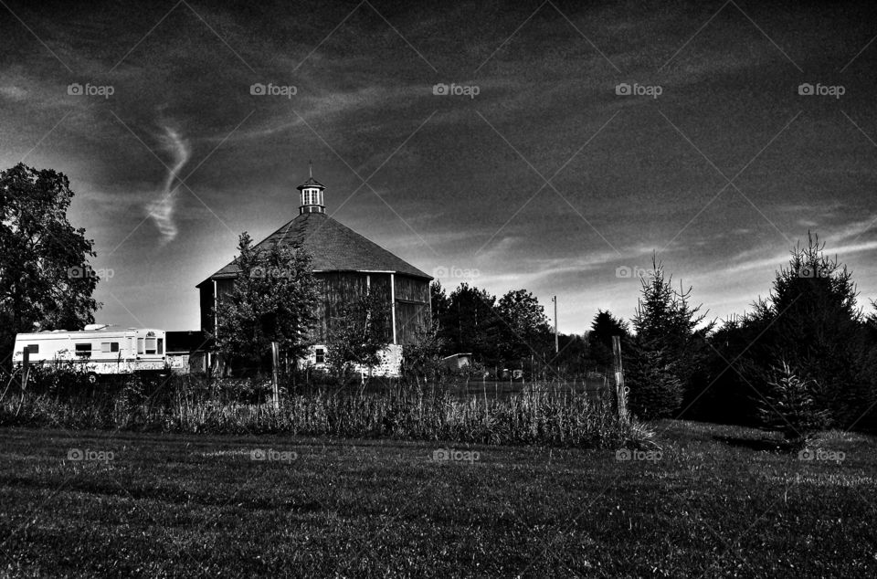 Architecture. Octagonal Barn